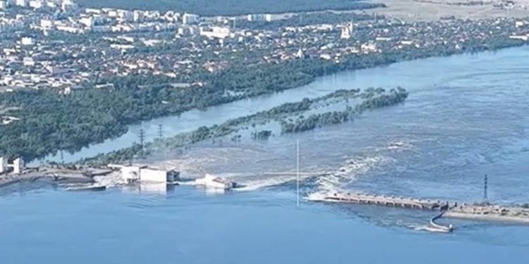 Каховська ГЕС