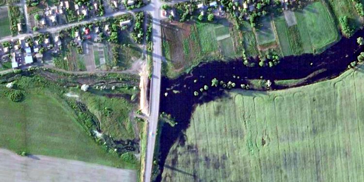 Супутниковий знімок.