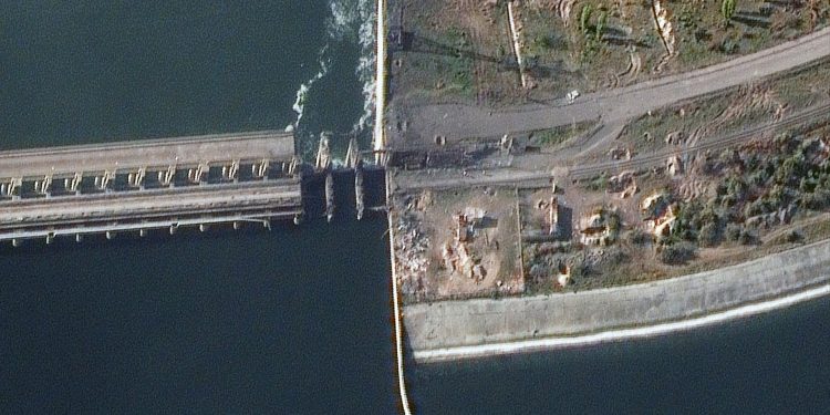 Каховська ГЕС