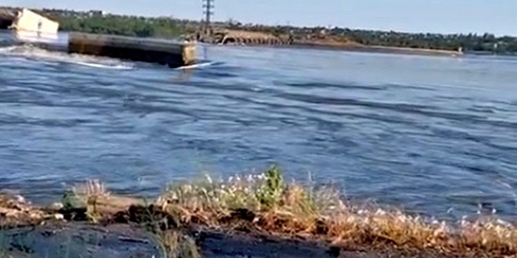 Підтоплення біля Дніпра.