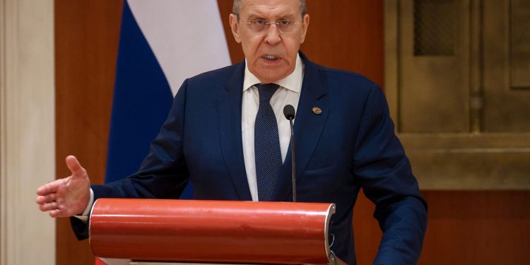 Лавров