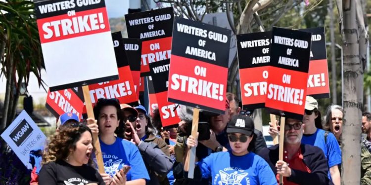 Протести акторів.