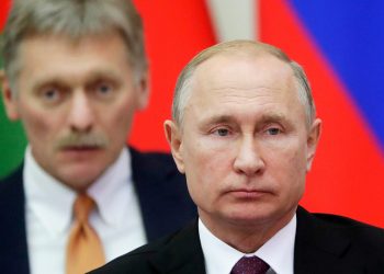 Володимир Путін і Дмитро Пєсков