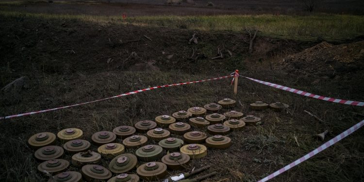 Розмінування.