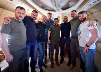 "Азовці", Єрмак і Зеленський.