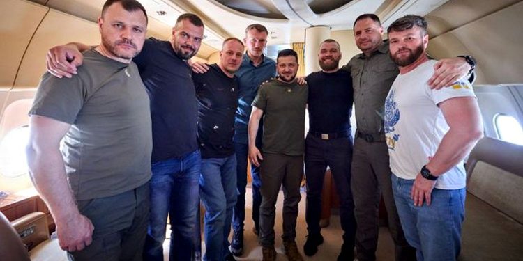 "Азовці", Єрмак і Зеленський.