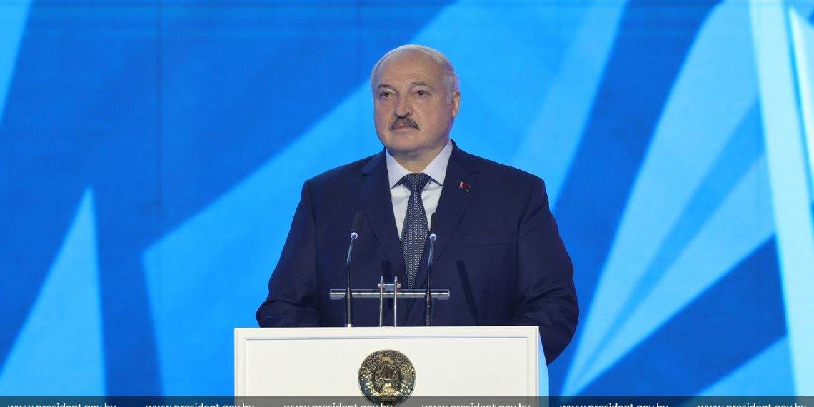 Олександр Лукашенко