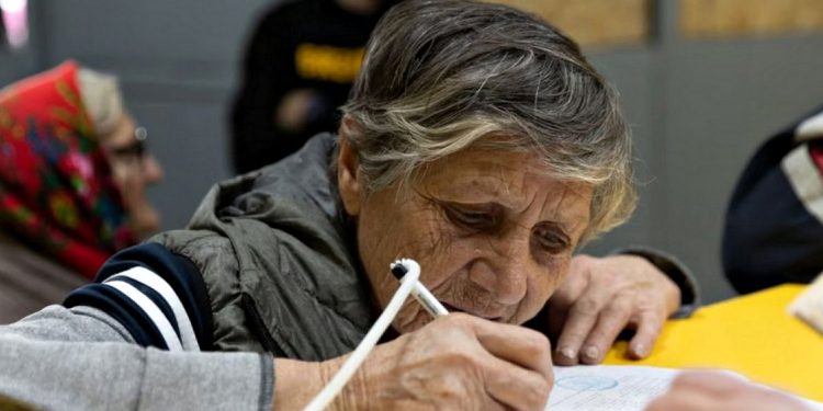 Пенсіонерка.