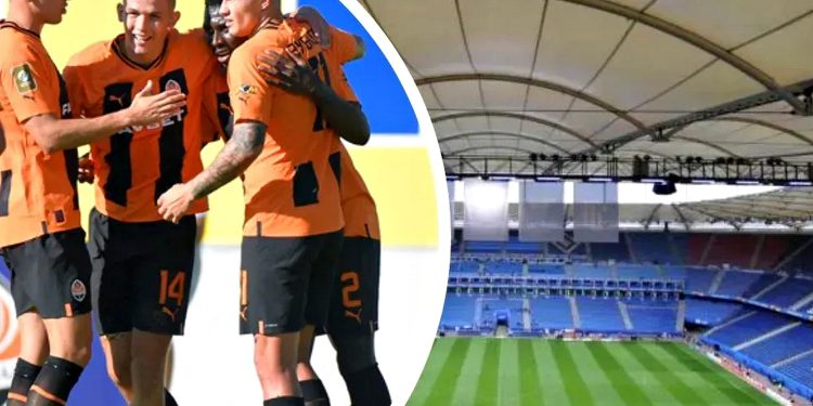 Стадіон у Гамбурзі.