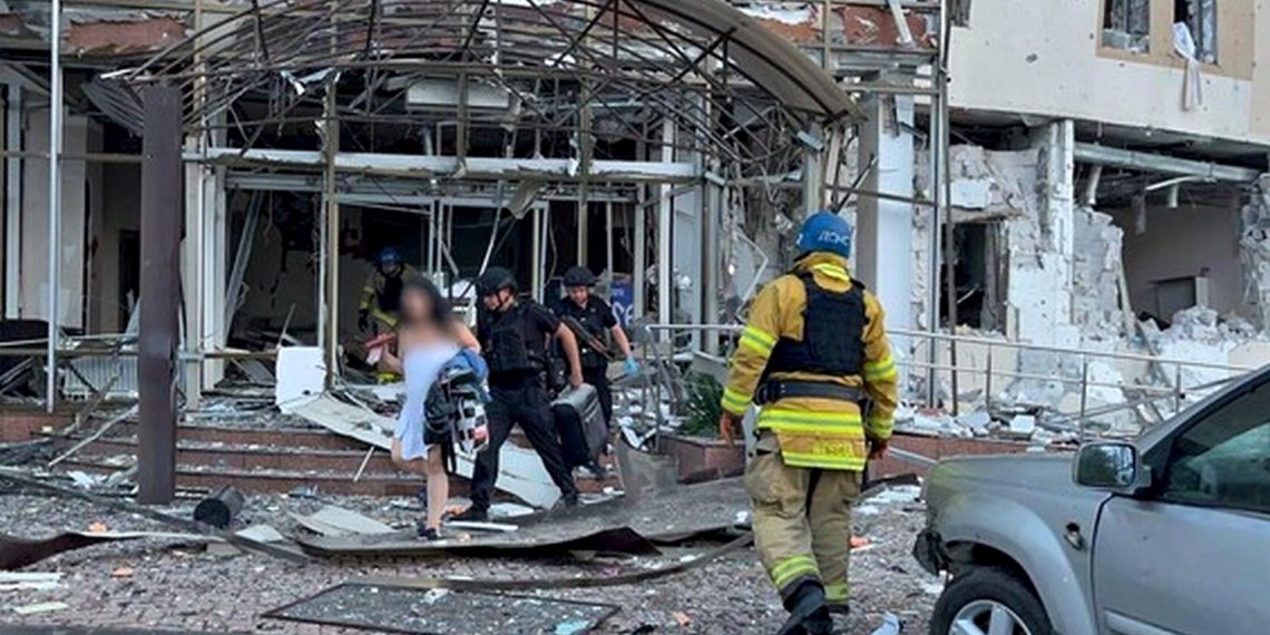 Руйнування в Запоріжжі.