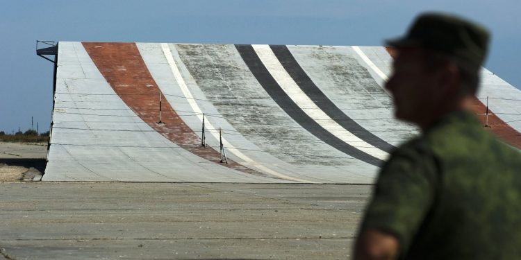 Військовий аеродром "Саки" у Криму
