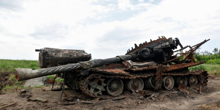 Підірваний російський танк.