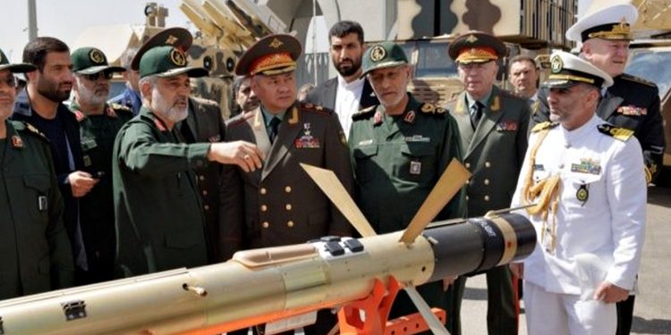 Виставка зброї в РФ.