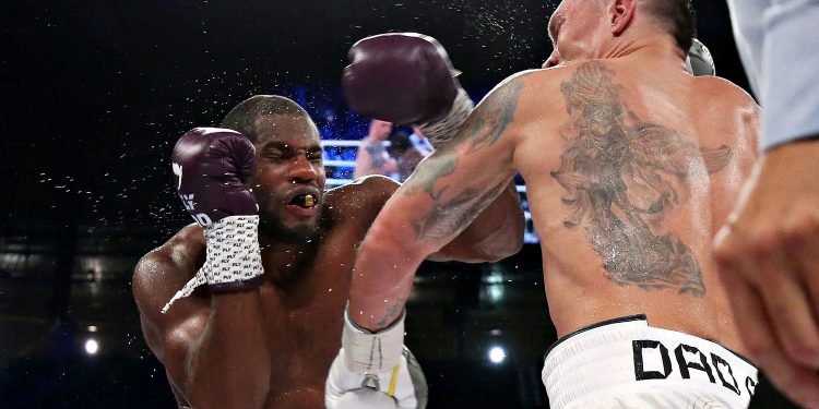 Усик і Дюбуа.