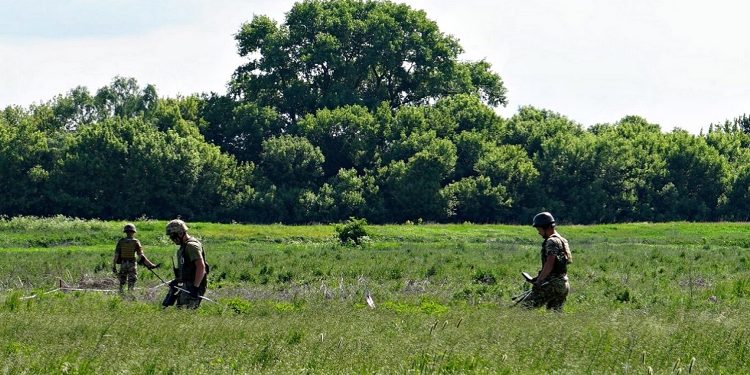 Розмінування.