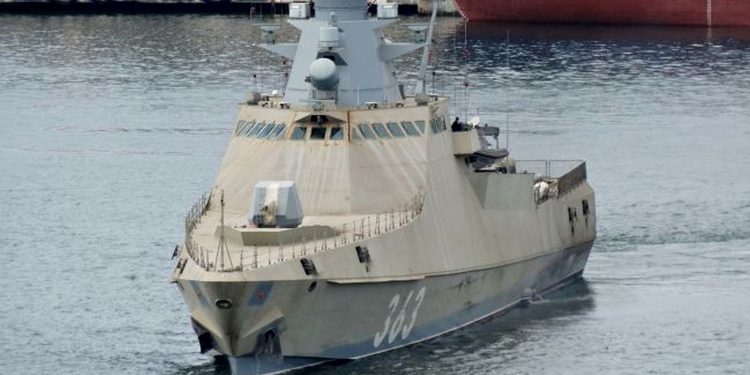 Російський військовий корабель.