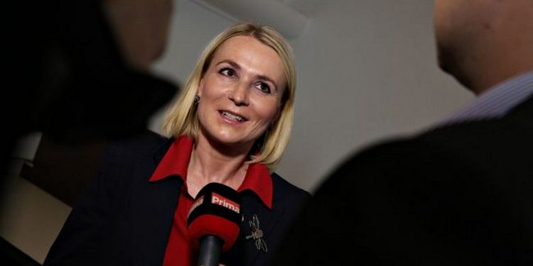 Яна Чернохова.