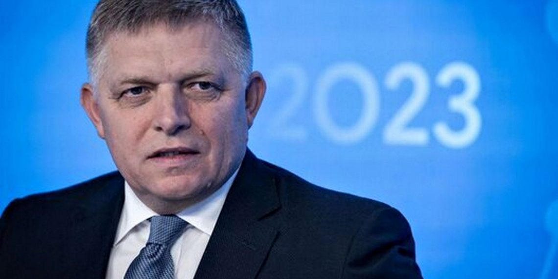 Роберт Фіцо.