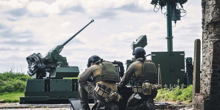 Британський комплекс ППО Terrahawk Paladin