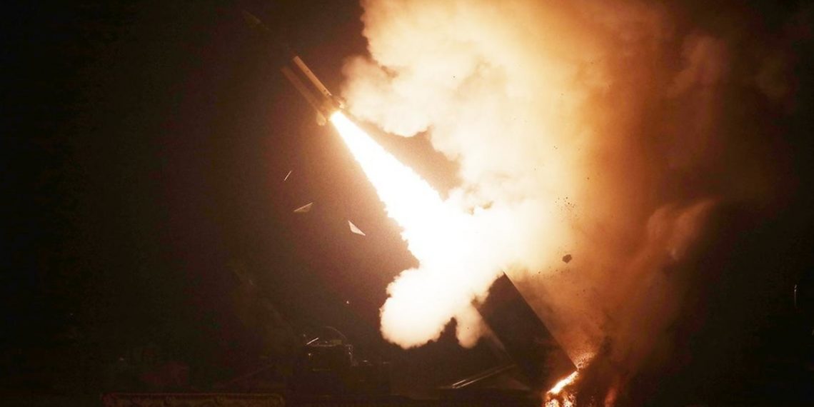 Запуск ракети ATACMS