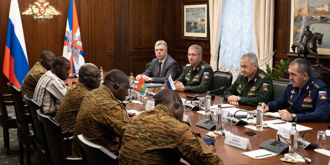 Зустріч Сергія Шойгу із представниками Буркіна-Фасо