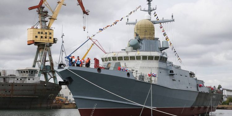 Російський корабель-ракетоносій "Аскольд"