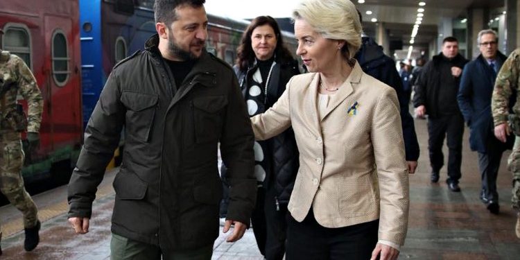 Володимир Зеленський та Урсула фон дер Ляєн.