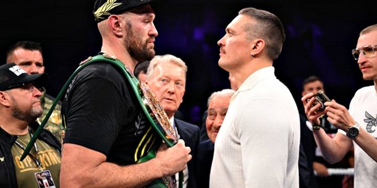 Ф'юрі та Усик.