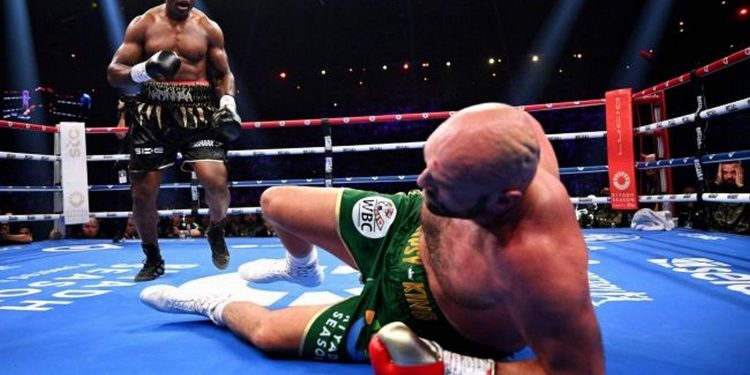 Бій Нганну і Ф'юрі.