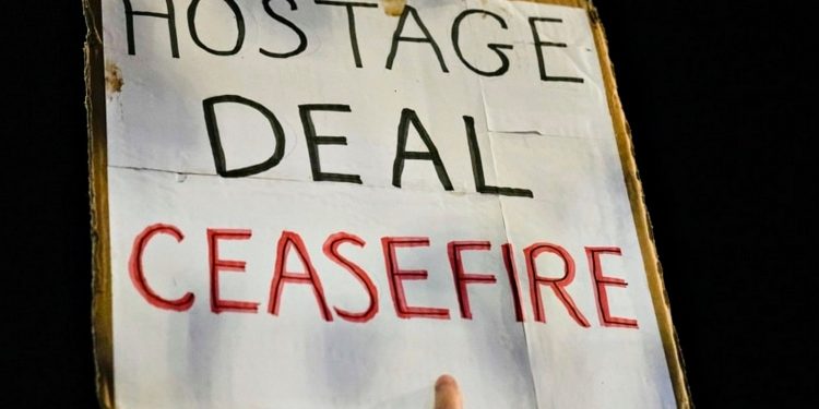 Заклик до звільнення заручників.