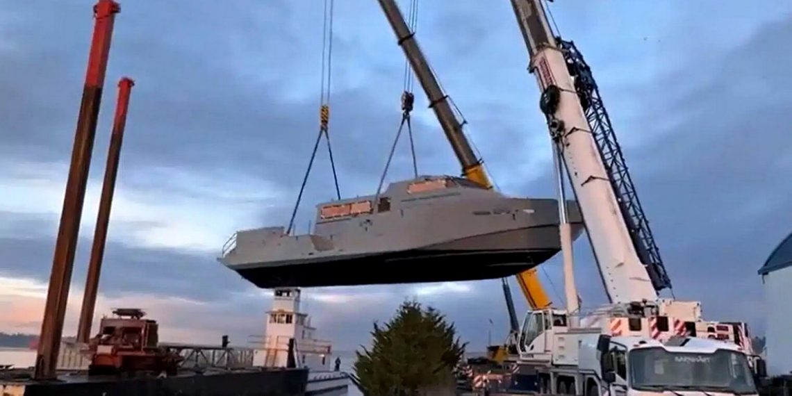 Бойовий катер.