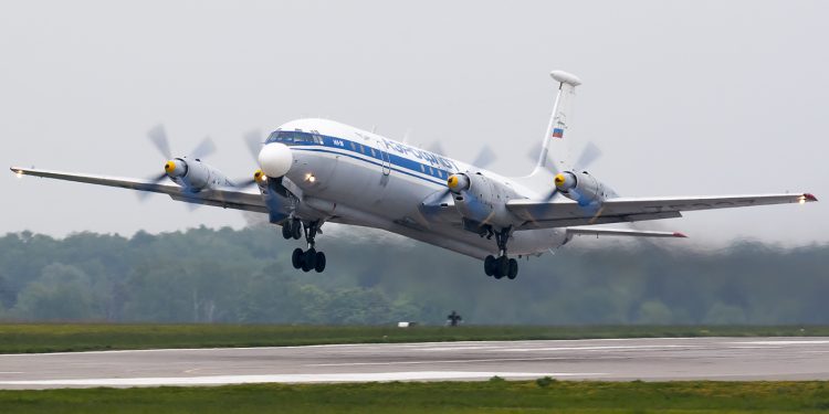 Російський літак Іл-22