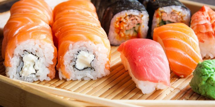 Суши, роллы, суши-роллы и другие кулинарные изыски в Roll Club