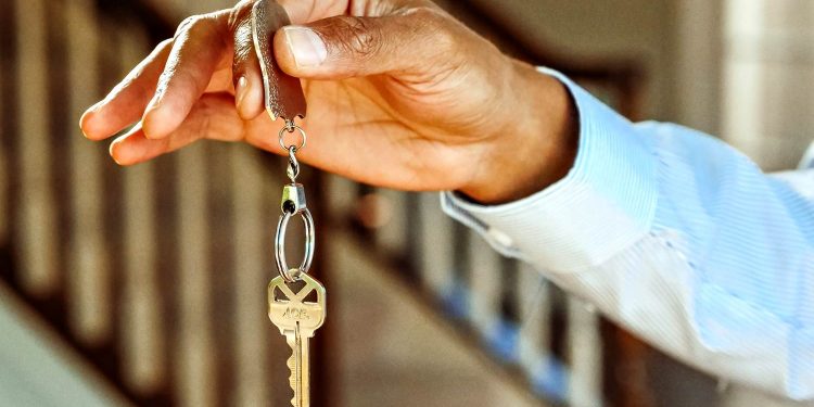 Ключі від квартири.