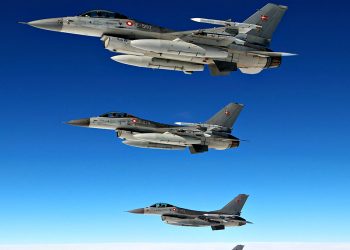 F-16.