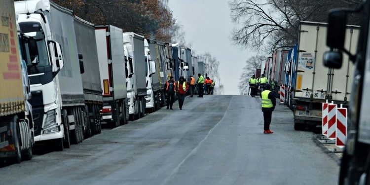 Блокада кордонів.