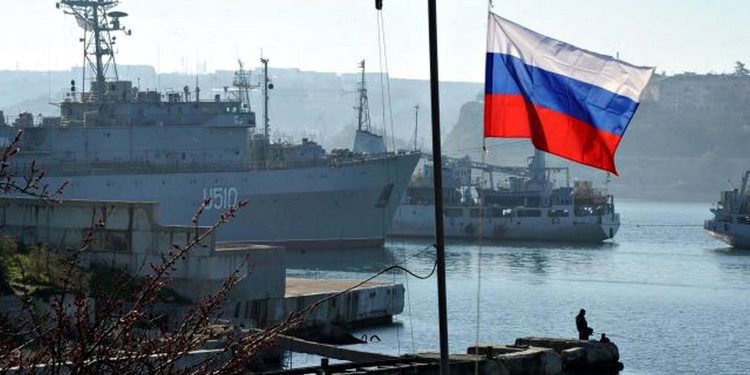 Російські військові кораблі.