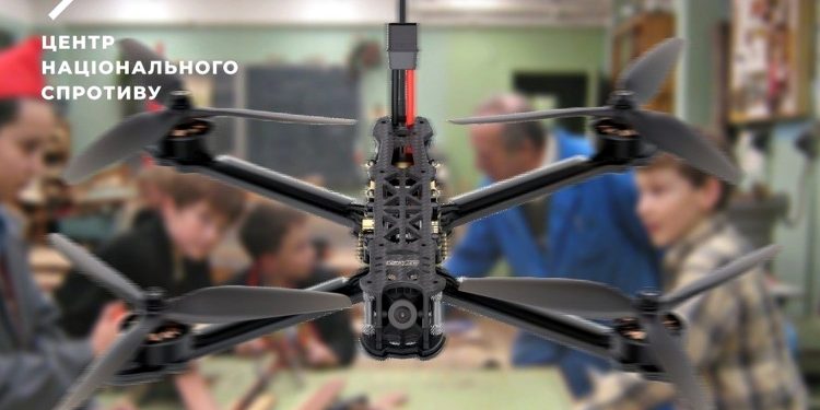 "Уроки праці".