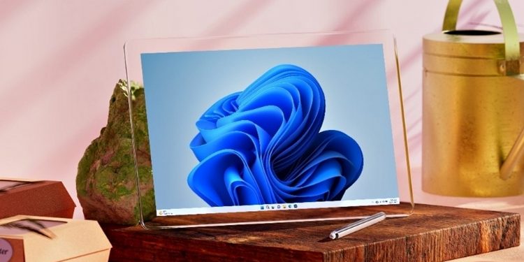 Планшет із Windows 11.