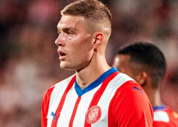 Артем Довбик.