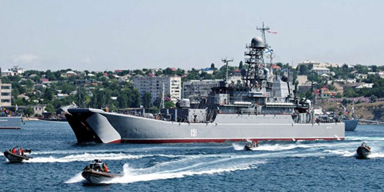 Великий десантний корабель ВМС РФ