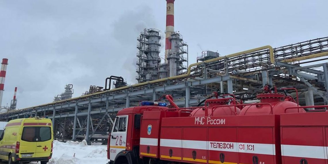 Атака дрона на НПЗ в Нижегородській області РФ