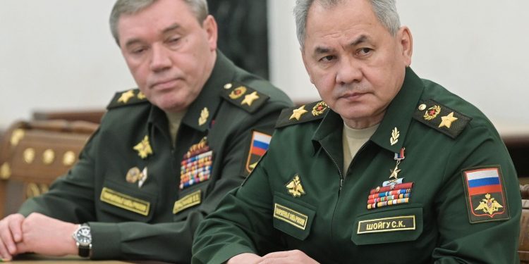 Валерій Герасимов і Сергій Шойгу