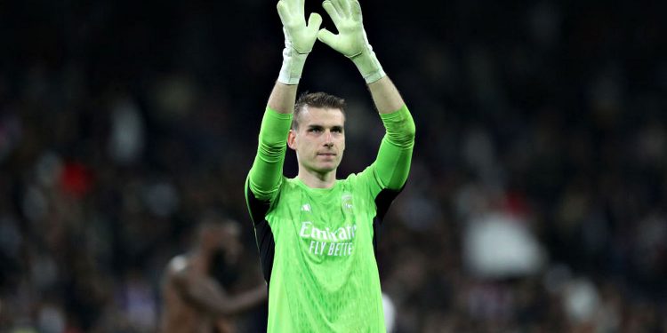 Андрій Лунін.