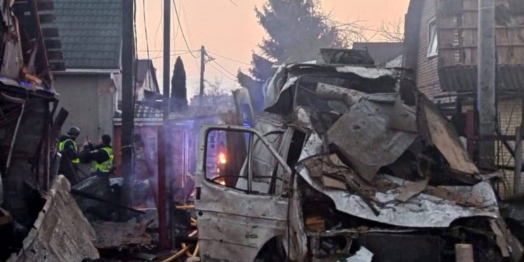 Ракетний удар по Київщині.