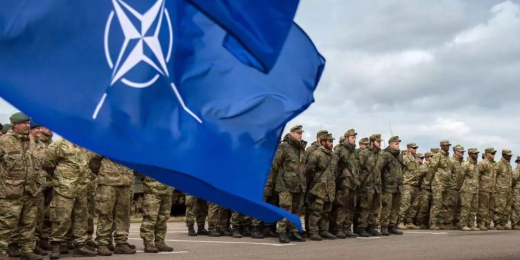 Глава Военного комитета НАТО оценил готовность Альянса к потенциальной войне с РФ