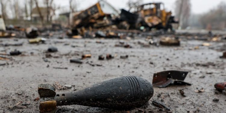 Обстріли України