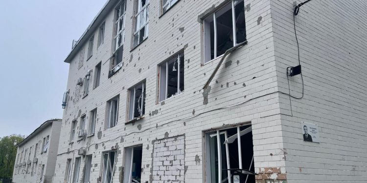 Ракетний удар по Чернігову 17 квітня