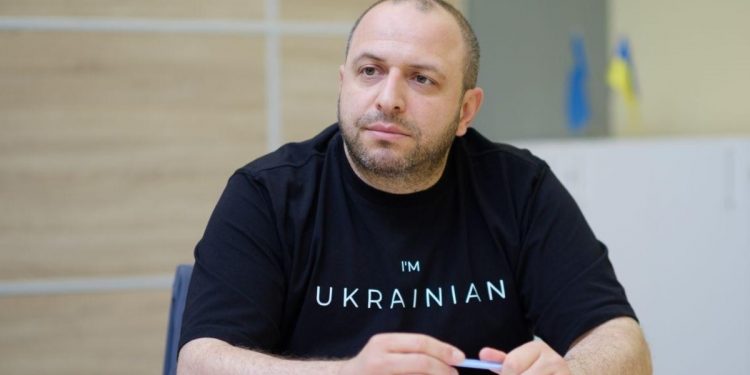 Рустем Умєров