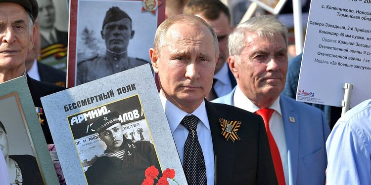 Путін на параді.